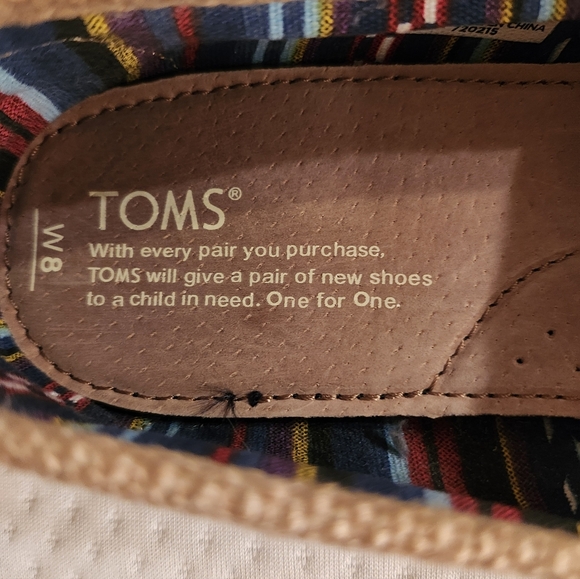 TOMS Beige Alparata Slip-on Flats - Picture 3 of 5